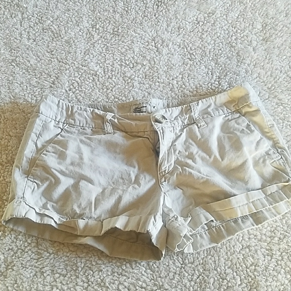 American Eagle 14 inch waist shorts